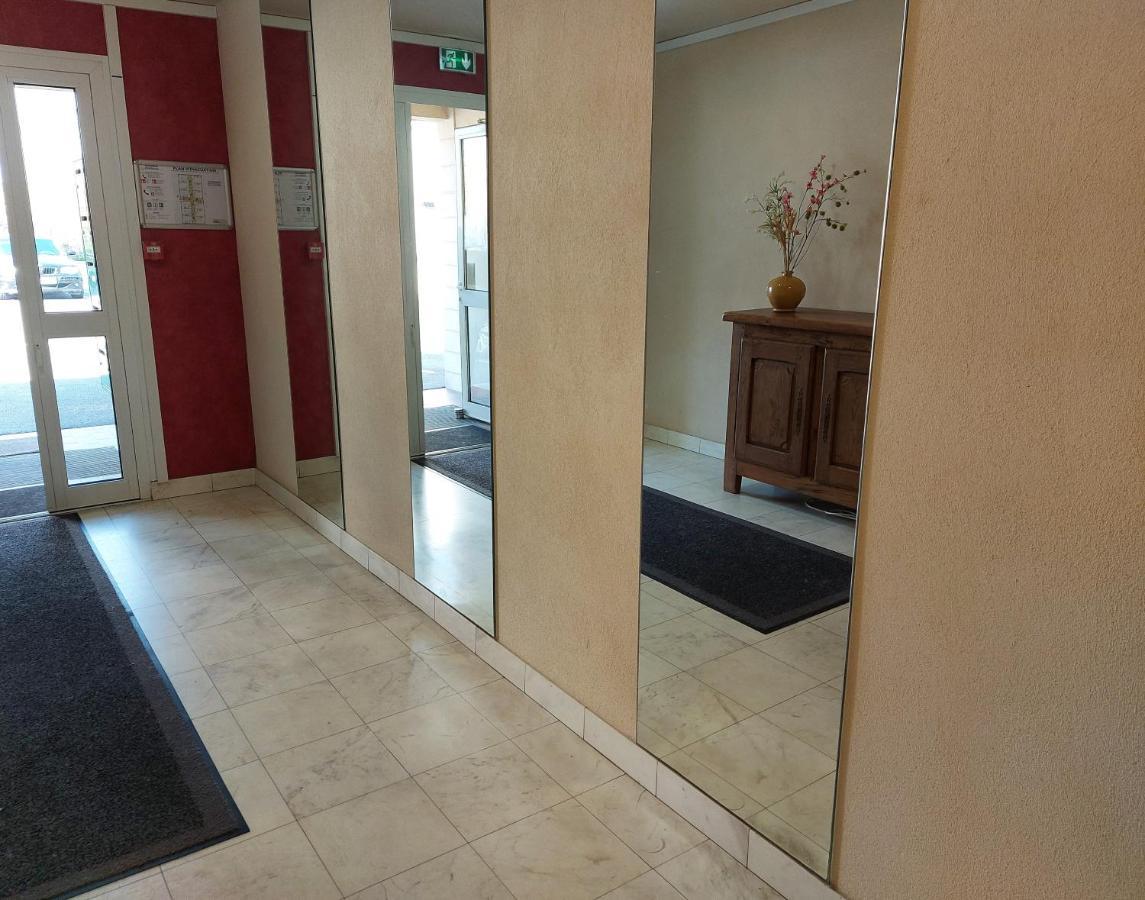 L'Escale : Duplex 4 Pers. Asterix, Aeroport Roissy Cdg, Paris Διαμέρισμα Moussy-le-Neuf Εξωτερικό φωτογραφία